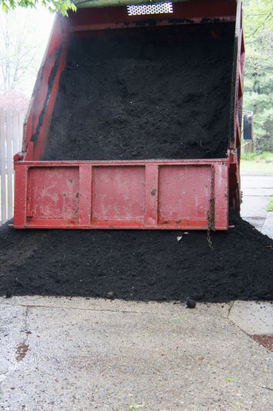 Topsoil Service in Tomball