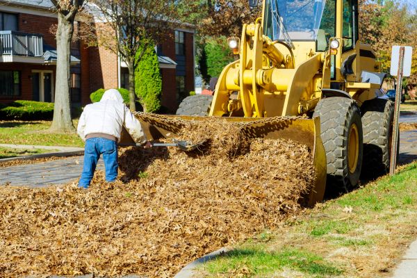Mulch Hauling in Tomball