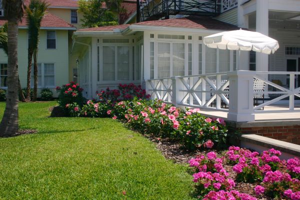 Deck Landscaping Service in Tomball